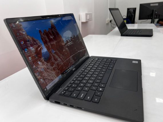 DELL LATITUDE 7410 | i5 10TH GEN | 8GB DDR4 RAM | 256 GB SSD | 14" FULL HD DISPLAY